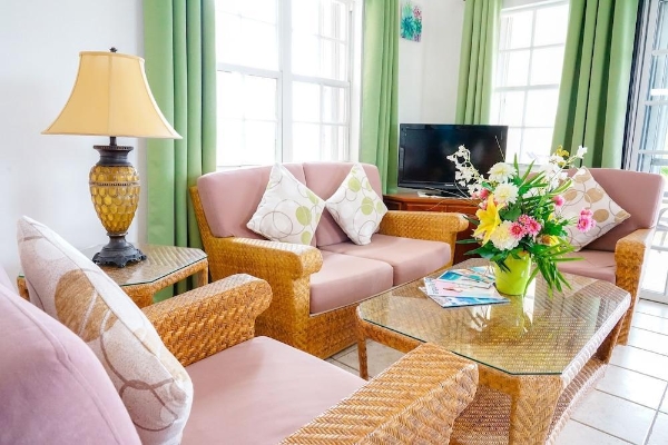 Royal Palms Hotel (Long Bay Village)